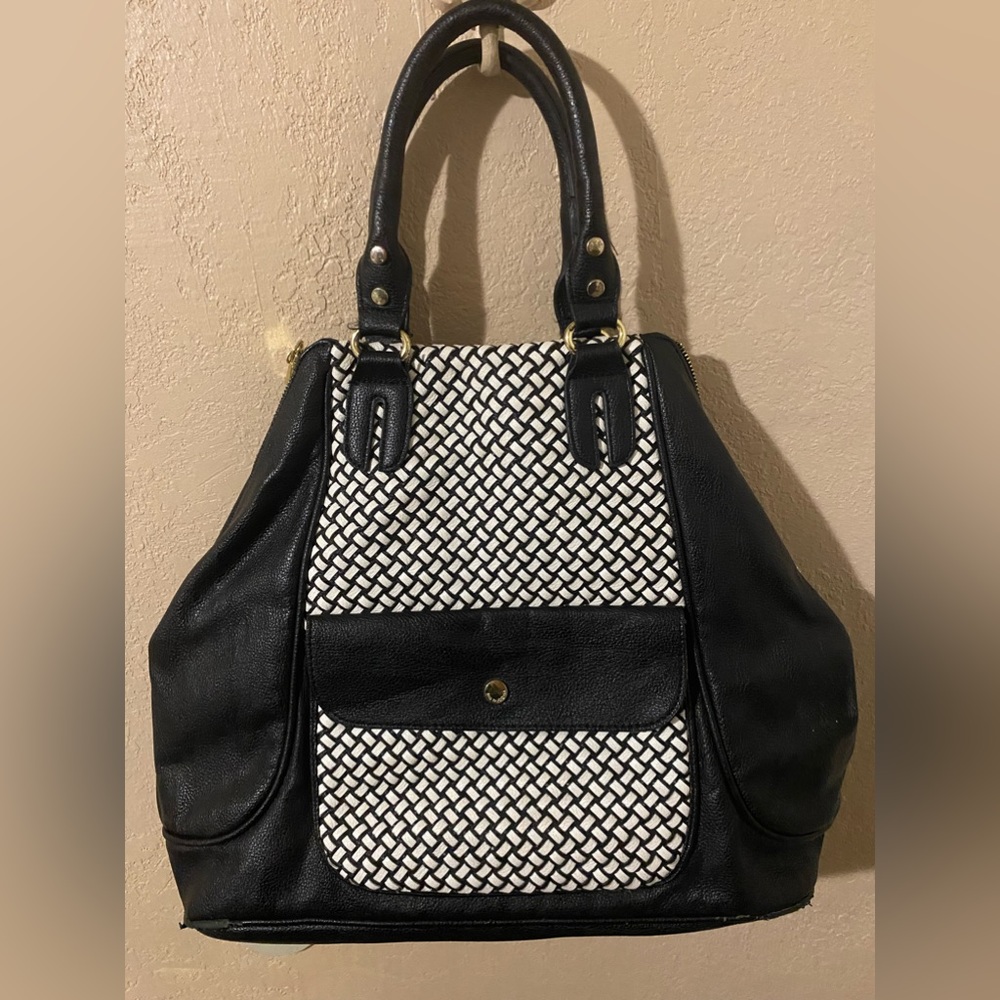 Big Buddha bag gently used! Inside/outside in perfect condition